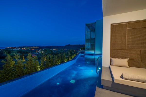 Zante Maris Suites