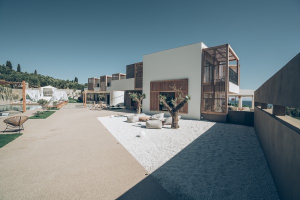 Zante Maris Suites