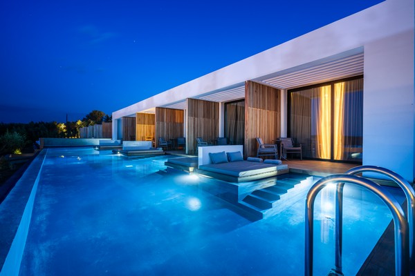 Zante Maris Suites
