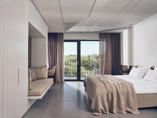 Zante Maris Suites