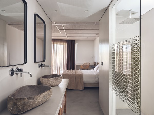 Zante Maris Suites
