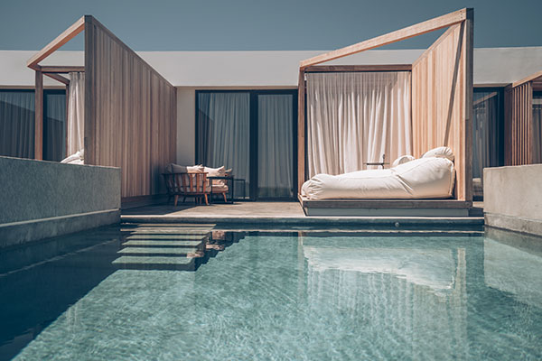 Private Pool Suite